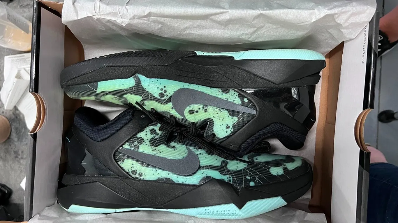 Nike Nike Zoom Kobe VII System Mint Candy/Black