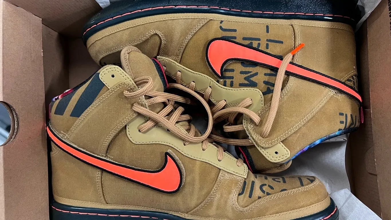 Nike Nike Dunk Hi Premium QS Flt Gold/Total Orange