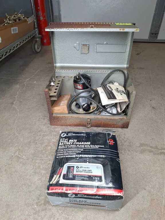Porter Cable Electric #162 Router, Schumacher Battery Charger
