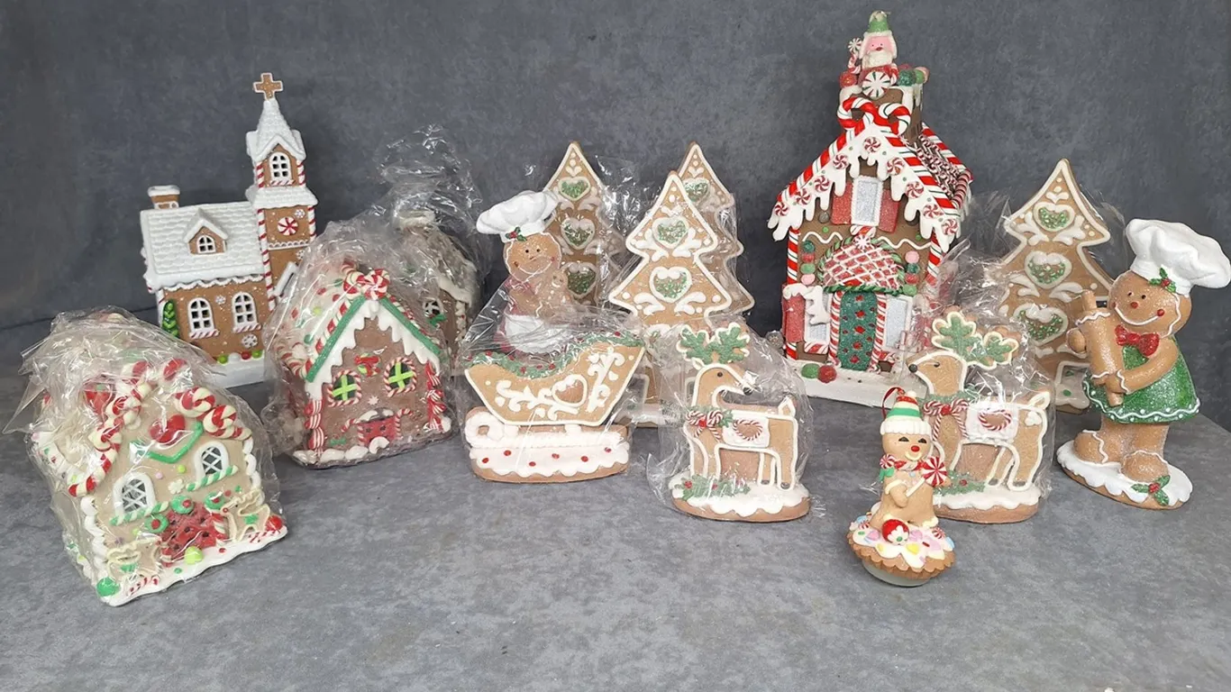 Assorted Decor