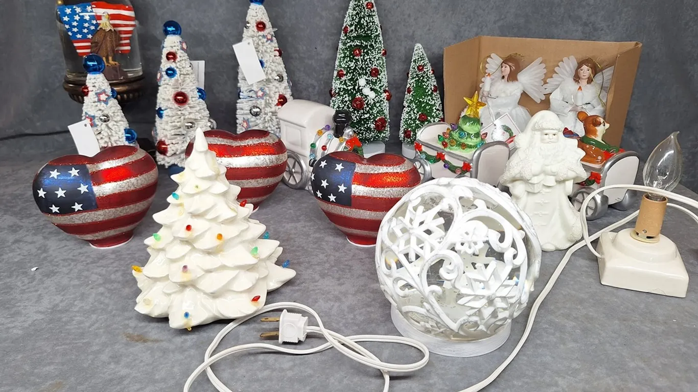 Assorted Decor