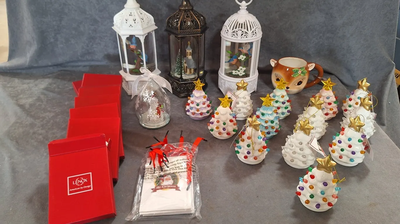 Assorted Decor