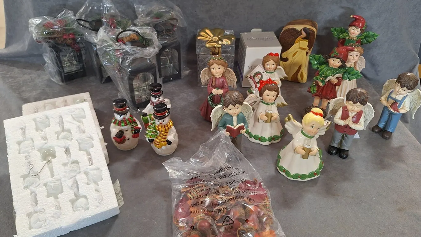 Assorted Decor
