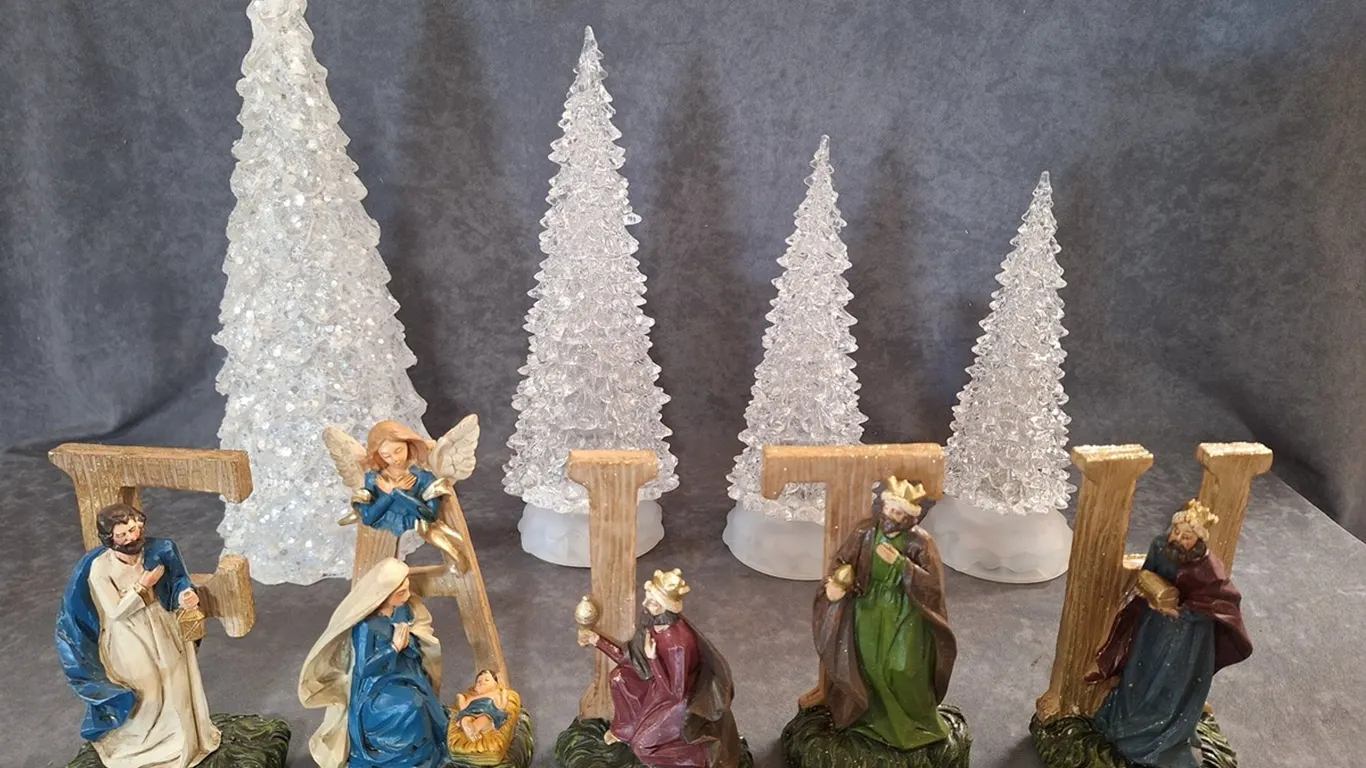Assorted Decor