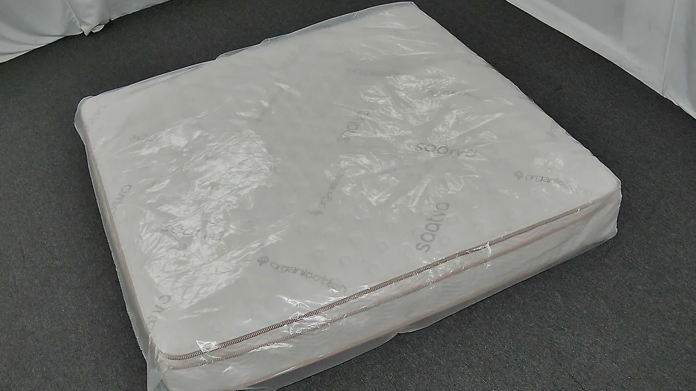 Saatva Classic 11.5" Form Hybrid King Mattress, Online Retail $2,599