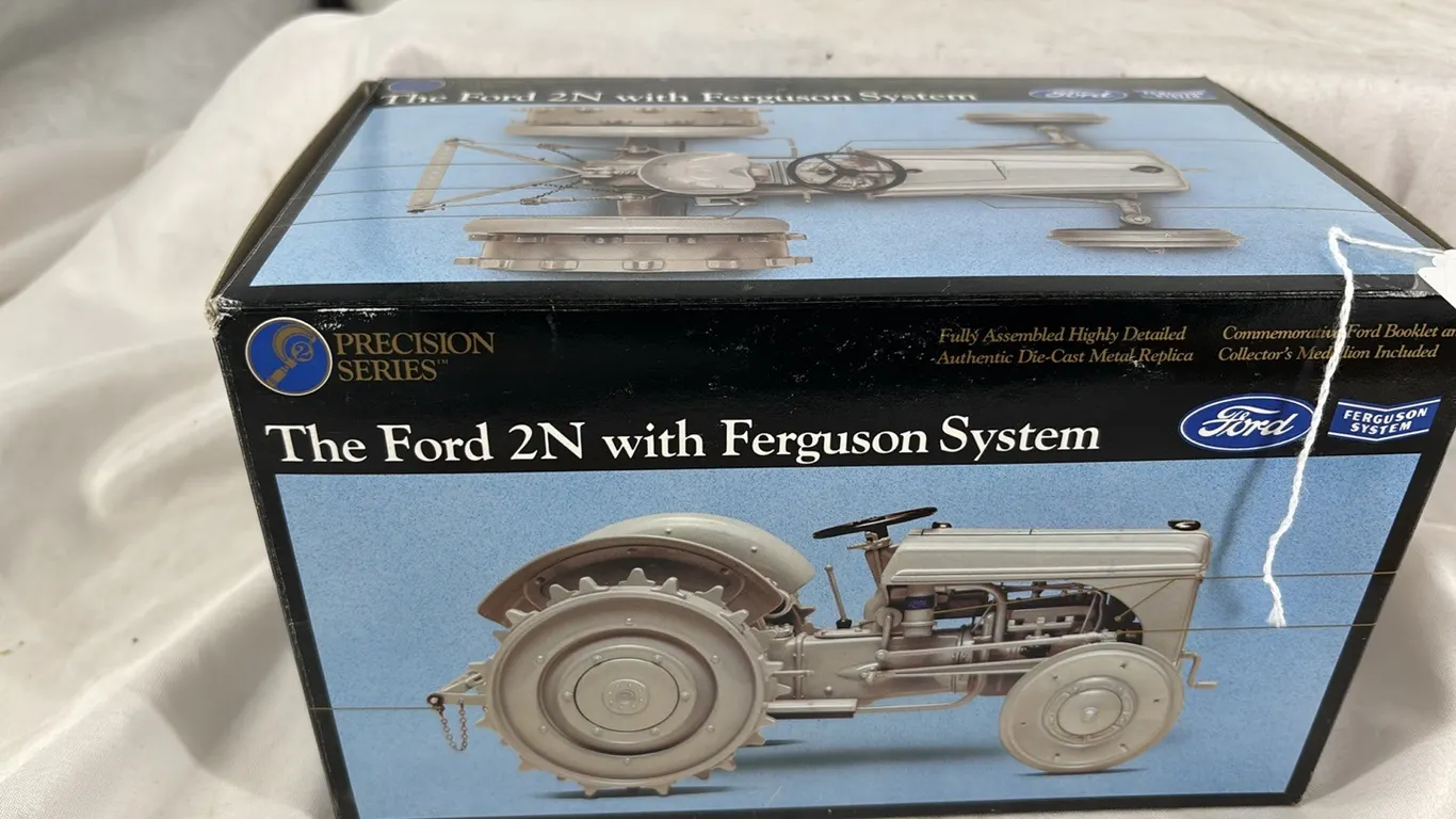 FORD 2N TRACTOR DIE CAST METAL 1/16