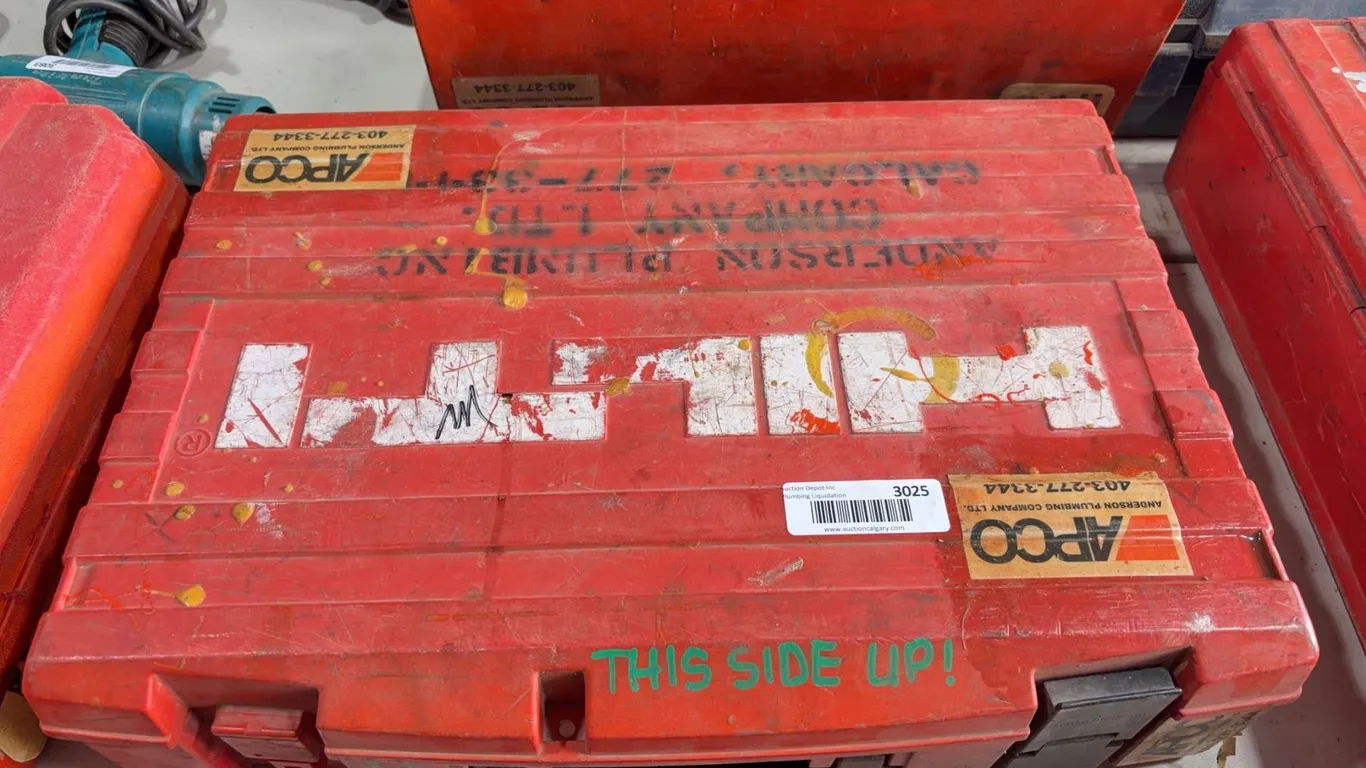Hilti TE 16-C Rotary Hammer Drill With Case