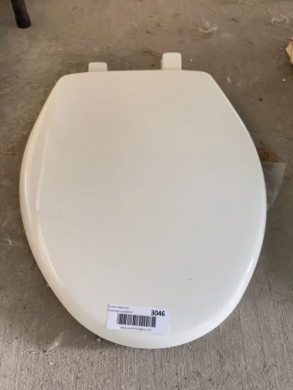 Bemis Toilet Seat White With Hardware