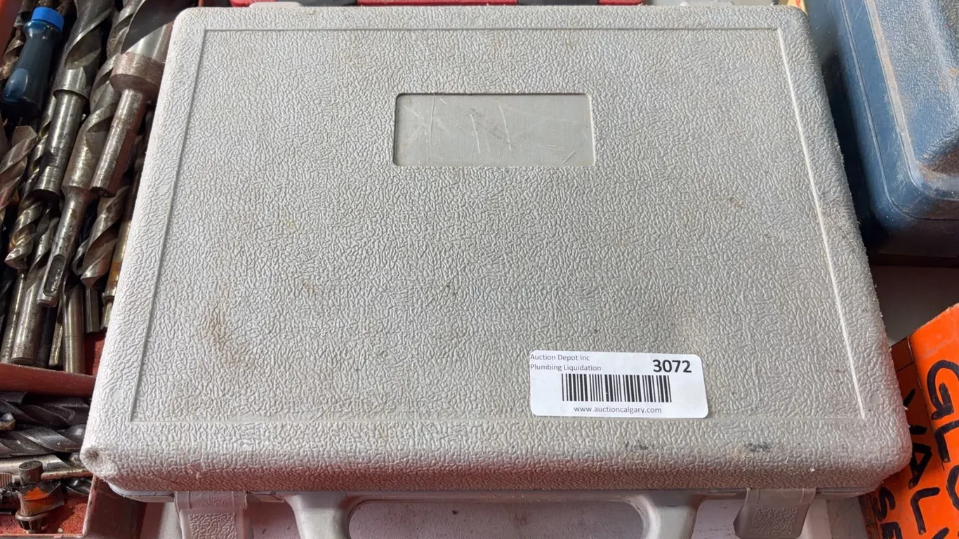 Hole Saw Drill Bit Set with Hard Case