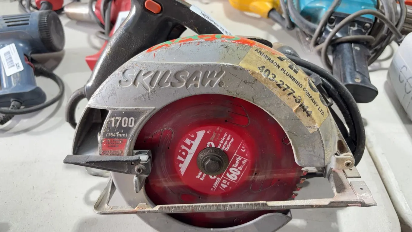 Skilsaw 5350 T1A Circular Saw 7 1/4 Inch 1700W