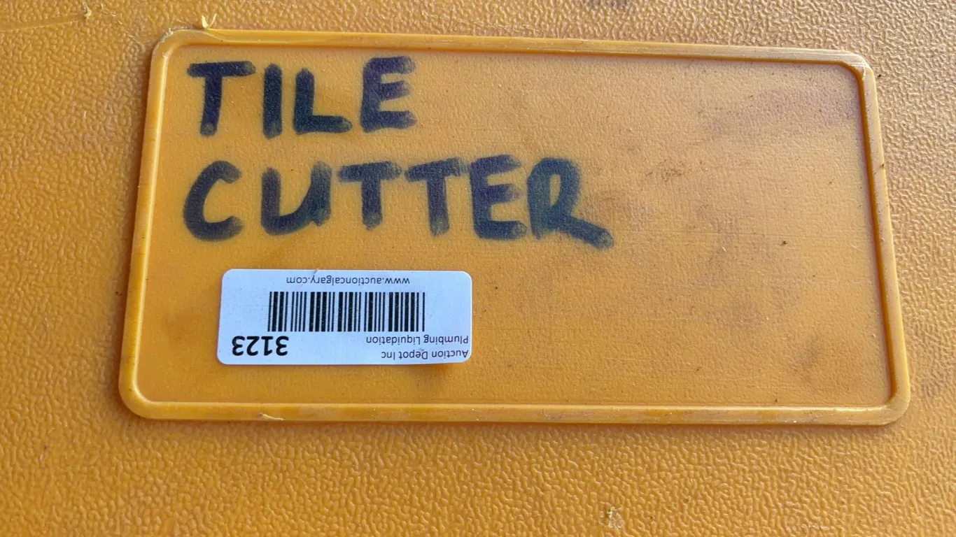 Felker FC18 Manual Tile Cutter in Case