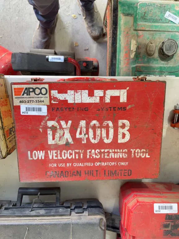 Hilti DX 400B Fastening Tool With Case & Parts