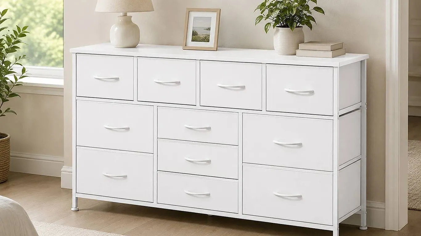 White 9-Drawer Storage Dresser H0102200