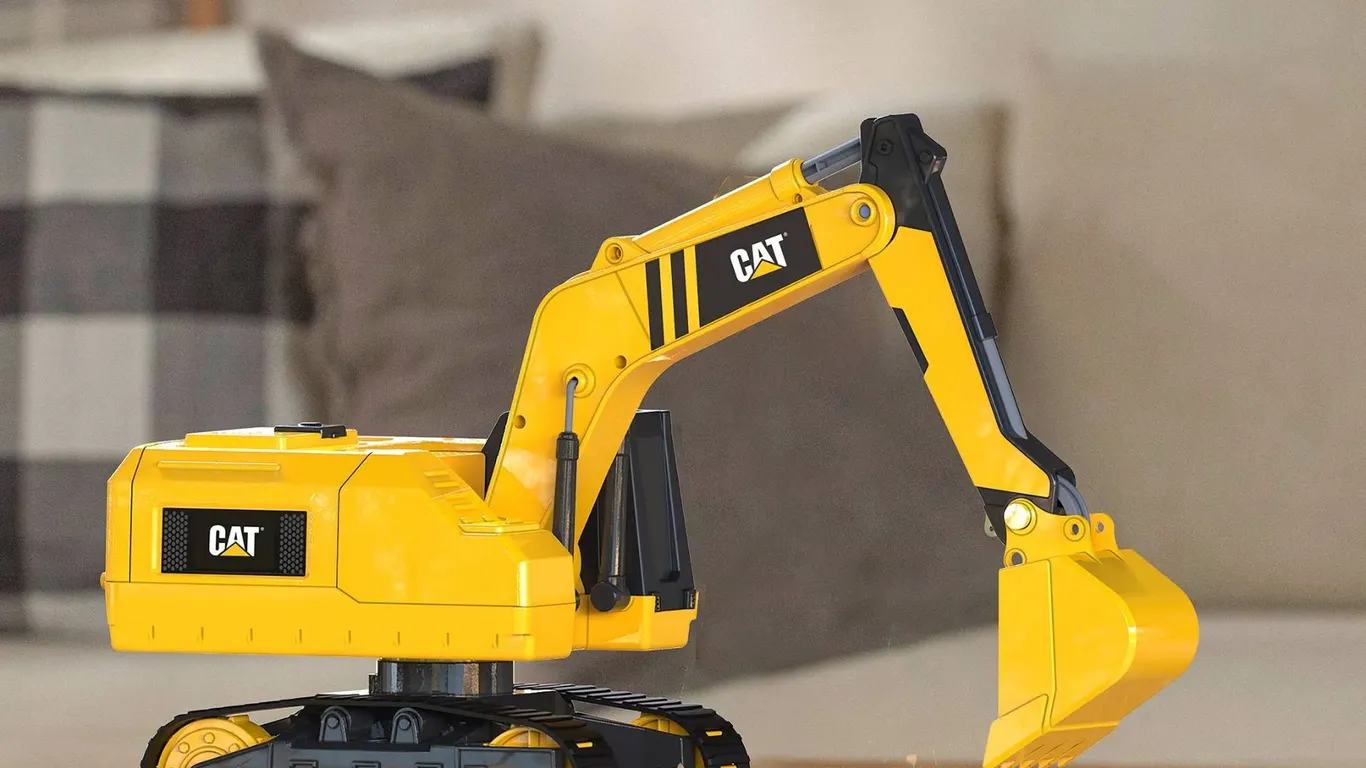 CAT RC Steel Excavator Toy Massive Mover
