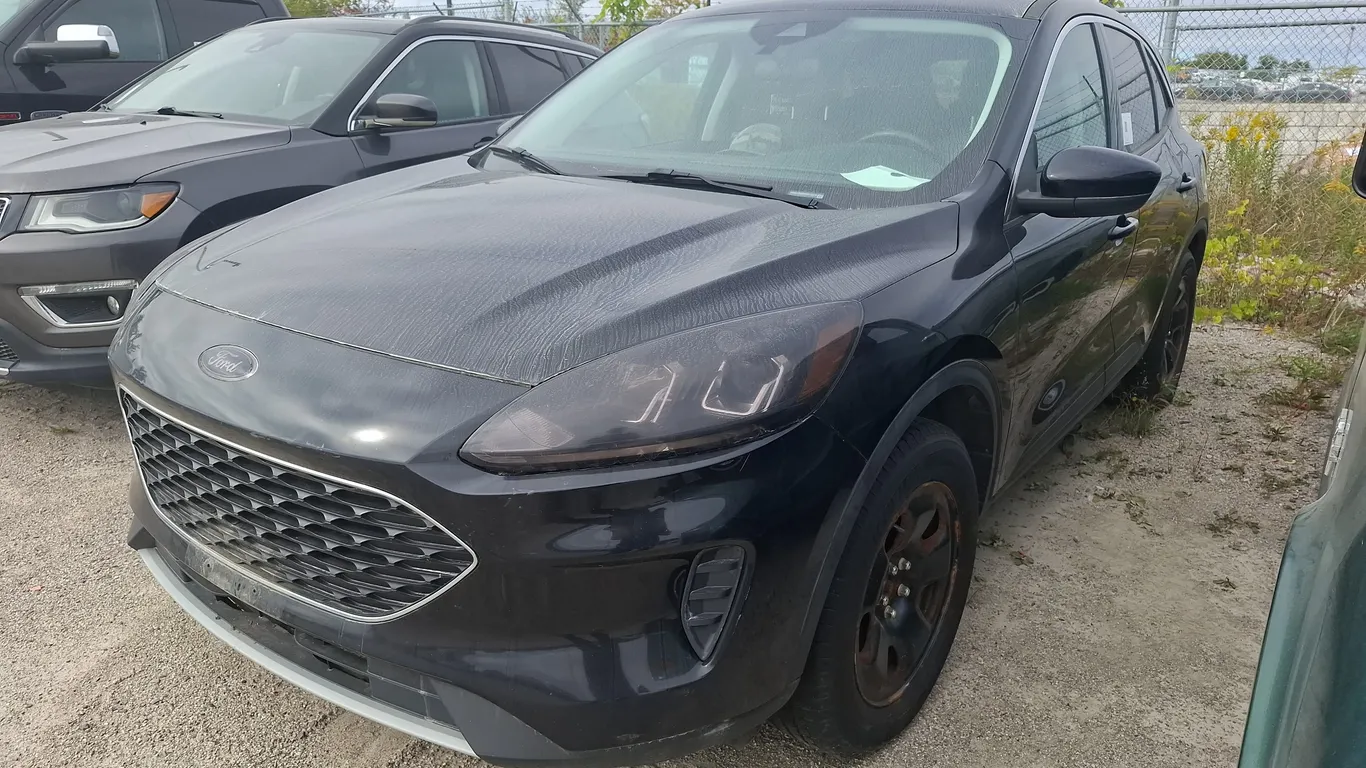 Non-Operable 2021 Ford Escape
