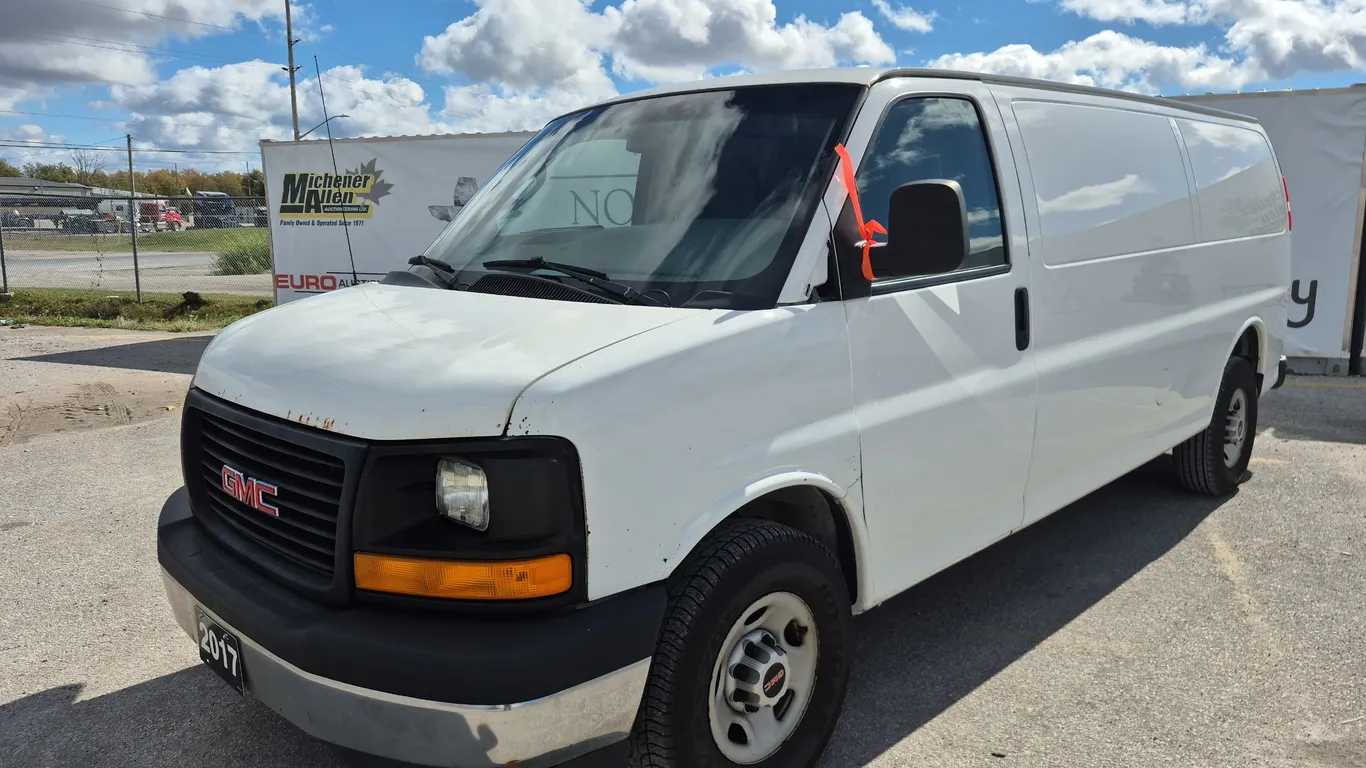 2017 GMC Savana Cargo Van