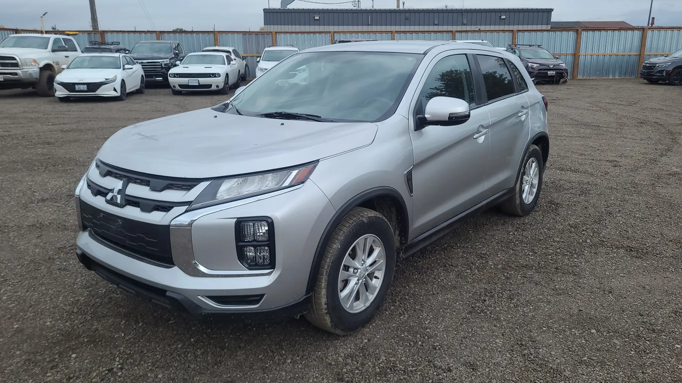 2021 Mitsubishi RVR 4x4 SE AWC 4dr SUV