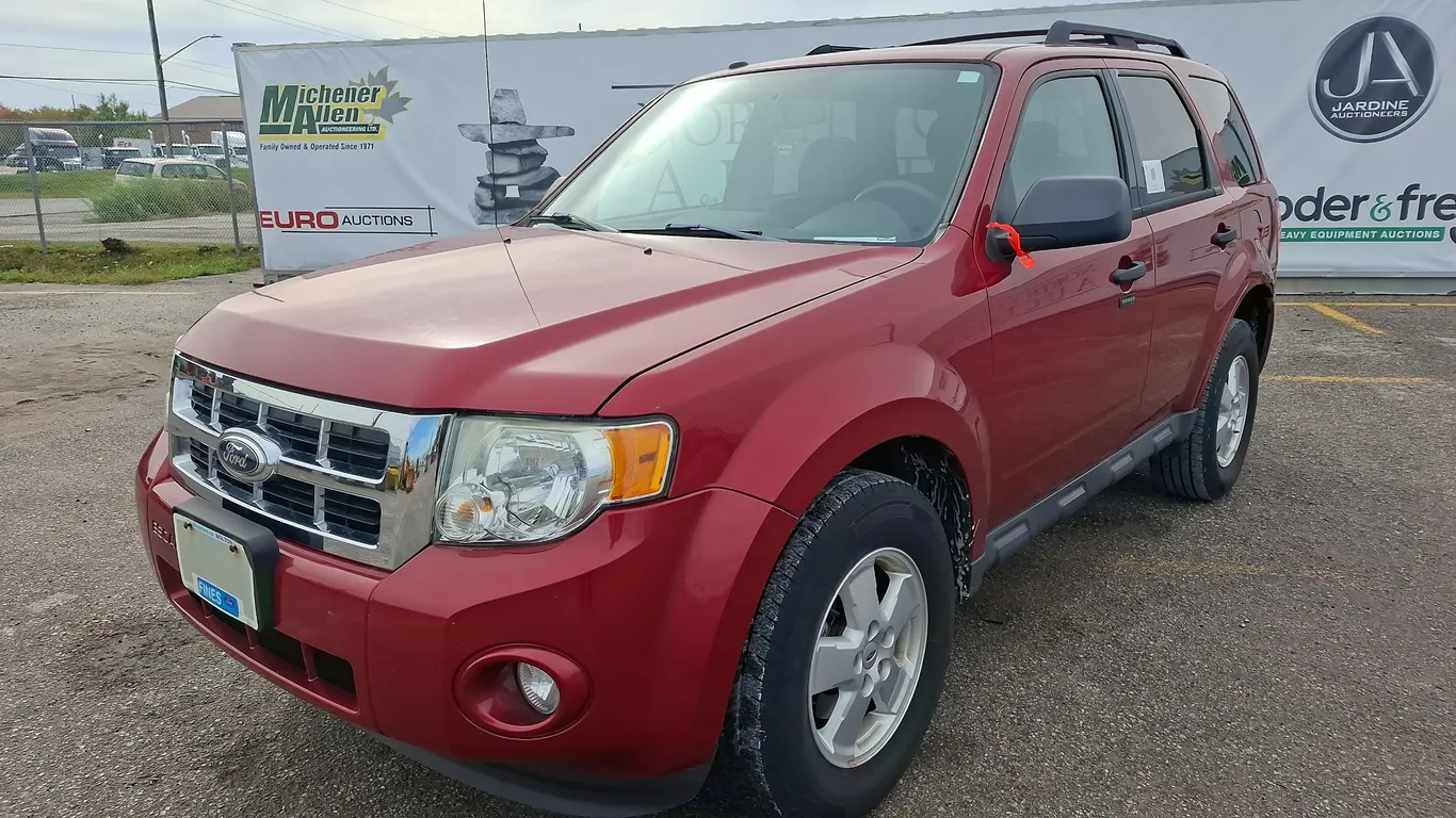 2012 Ford Escape XLT 4dr SUV 6A