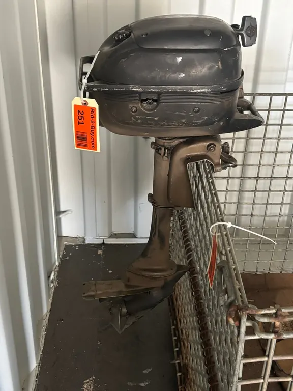 Evinrude Boat Motor