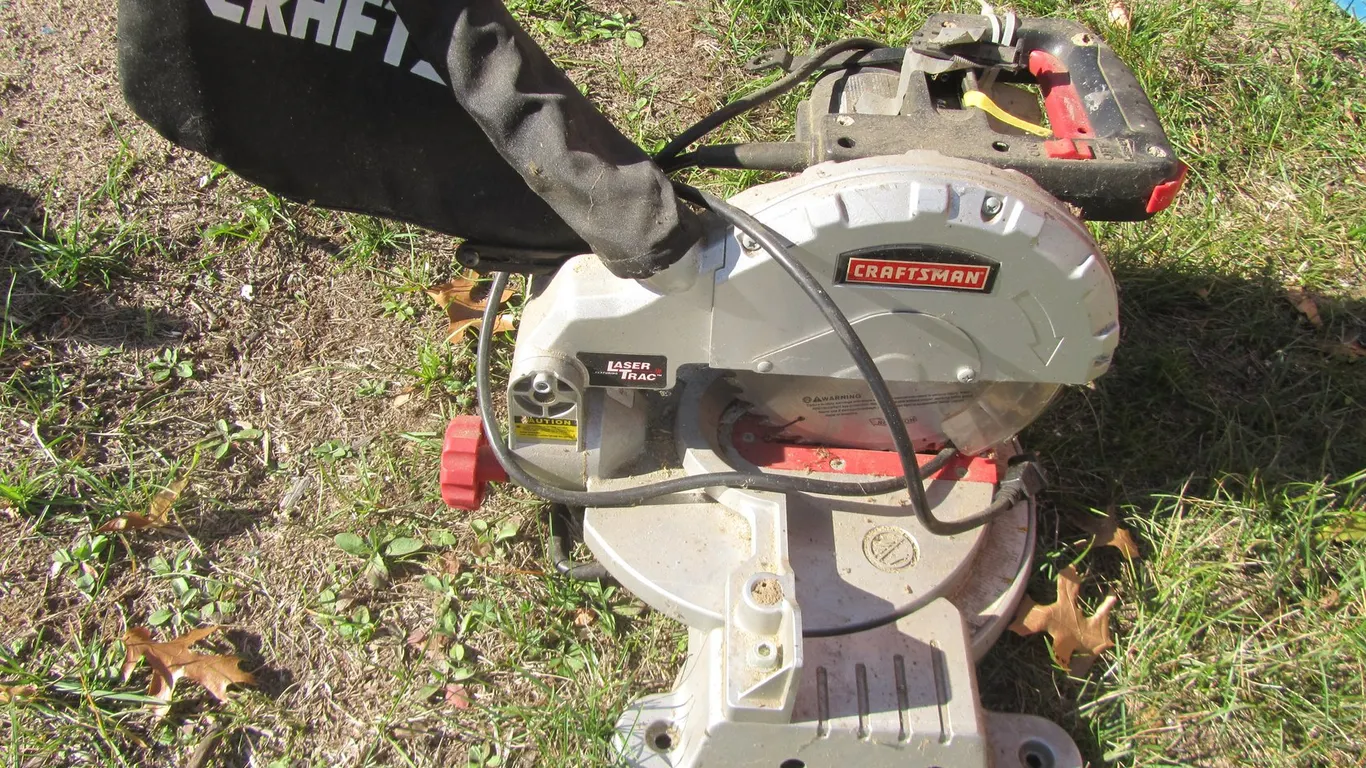 Craftsman 7-1/4" Miter Saw