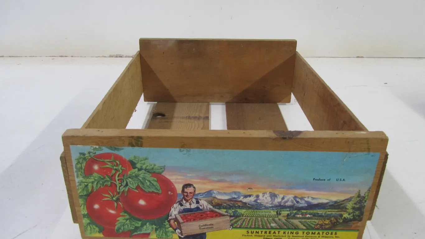 Vintage Suntreat King Tomatoes Crate