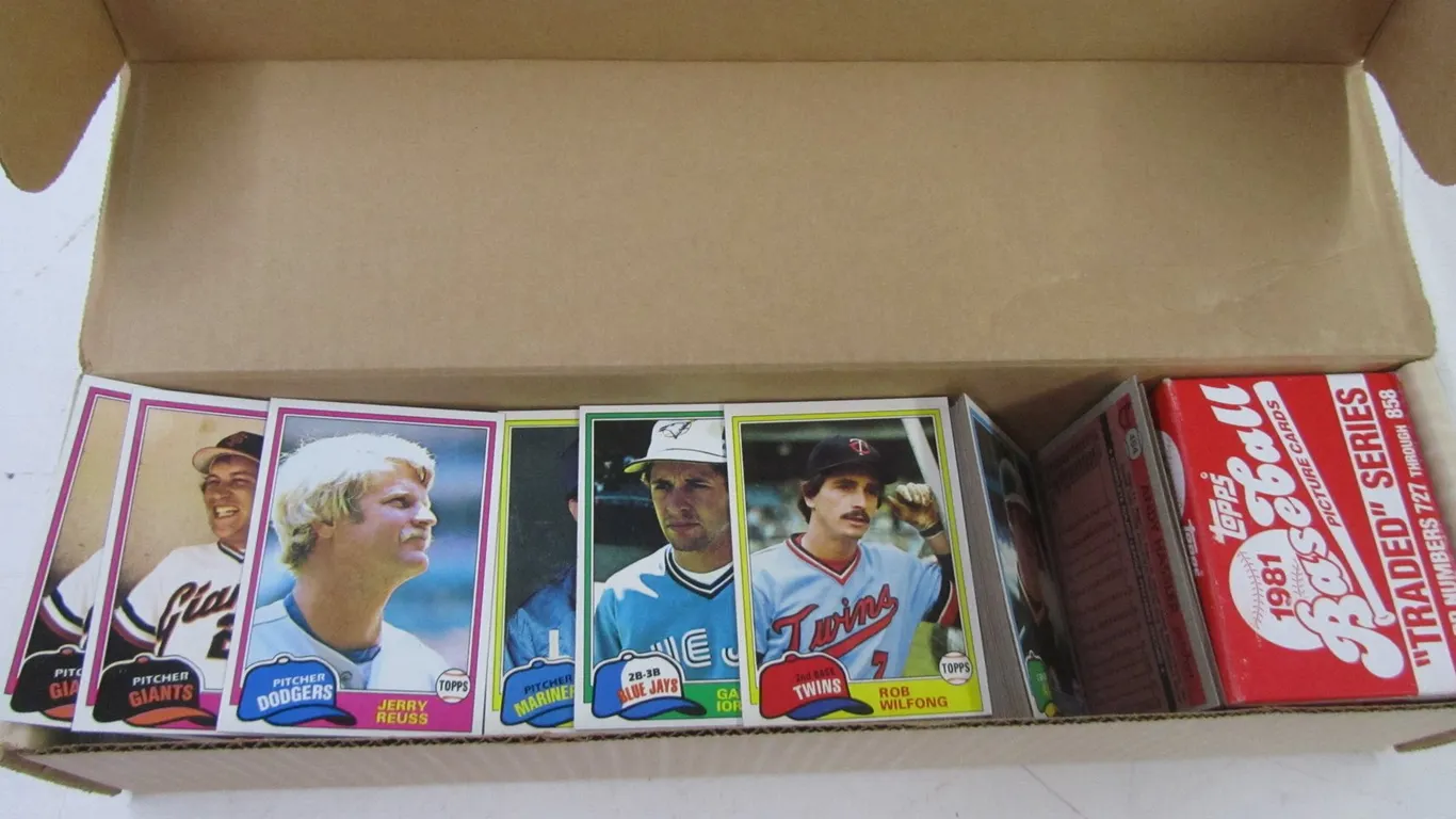 Lot Of 1981 Topps Baseball Cards