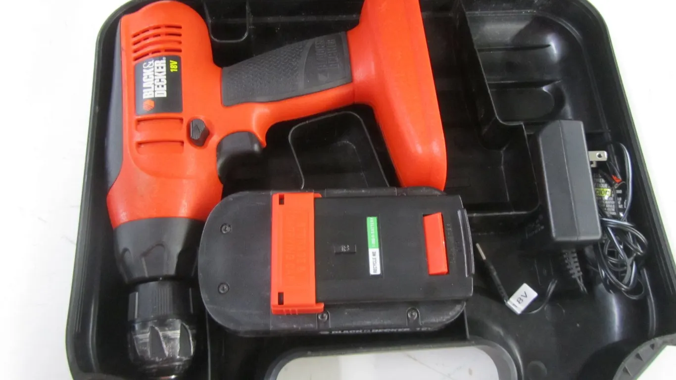 Black & Decker 18v Cordless Drill/Driver