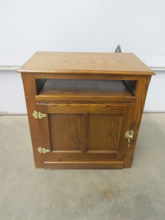 Wood Cabinet w/Drawer