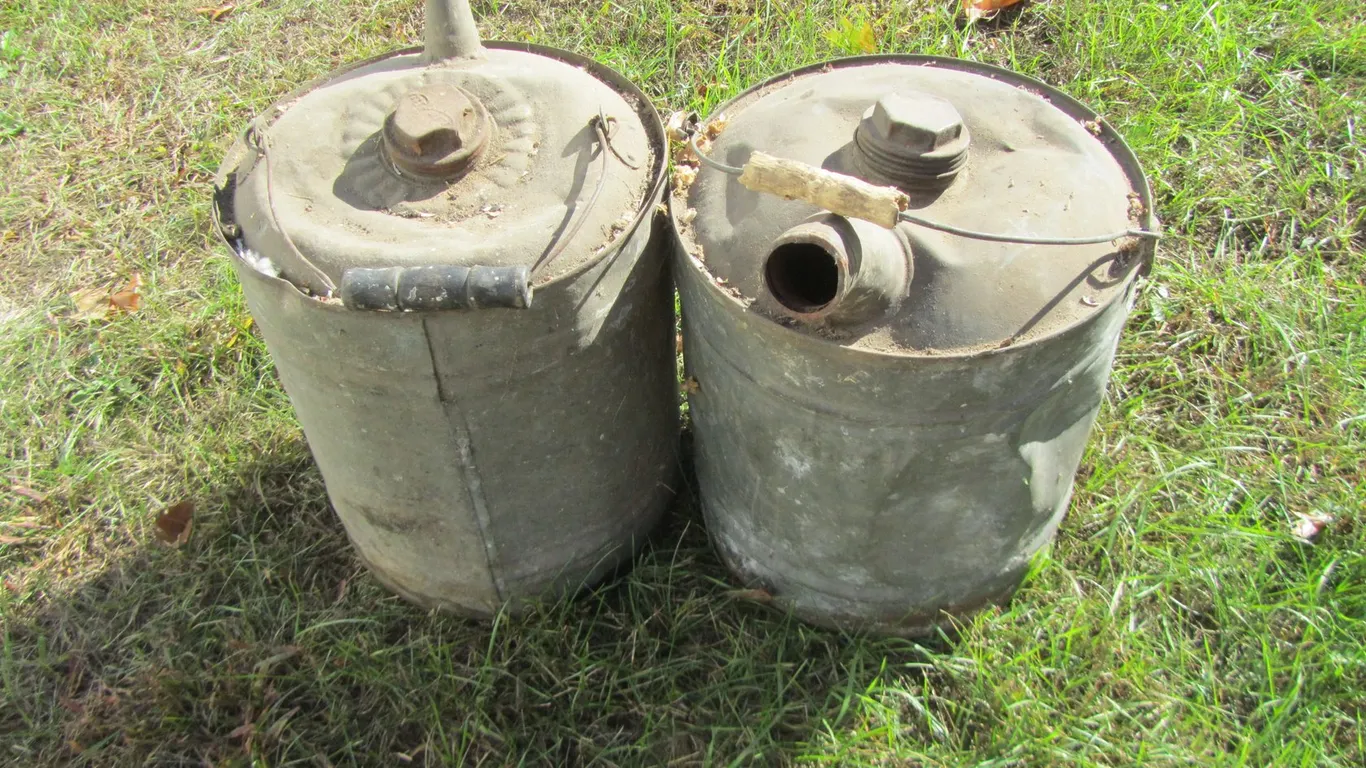 (2) Vintage 5 Gallon Oil Cans