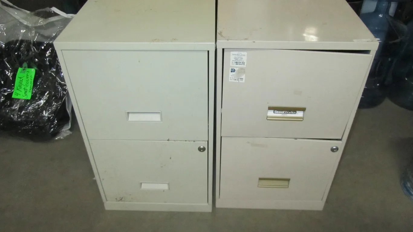 (2) Metal 2-Drawer File Cabinets