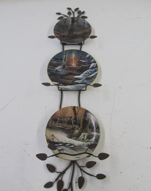 Metal Collector Plate Holder w/(3) Terry Redlin Collector Plates