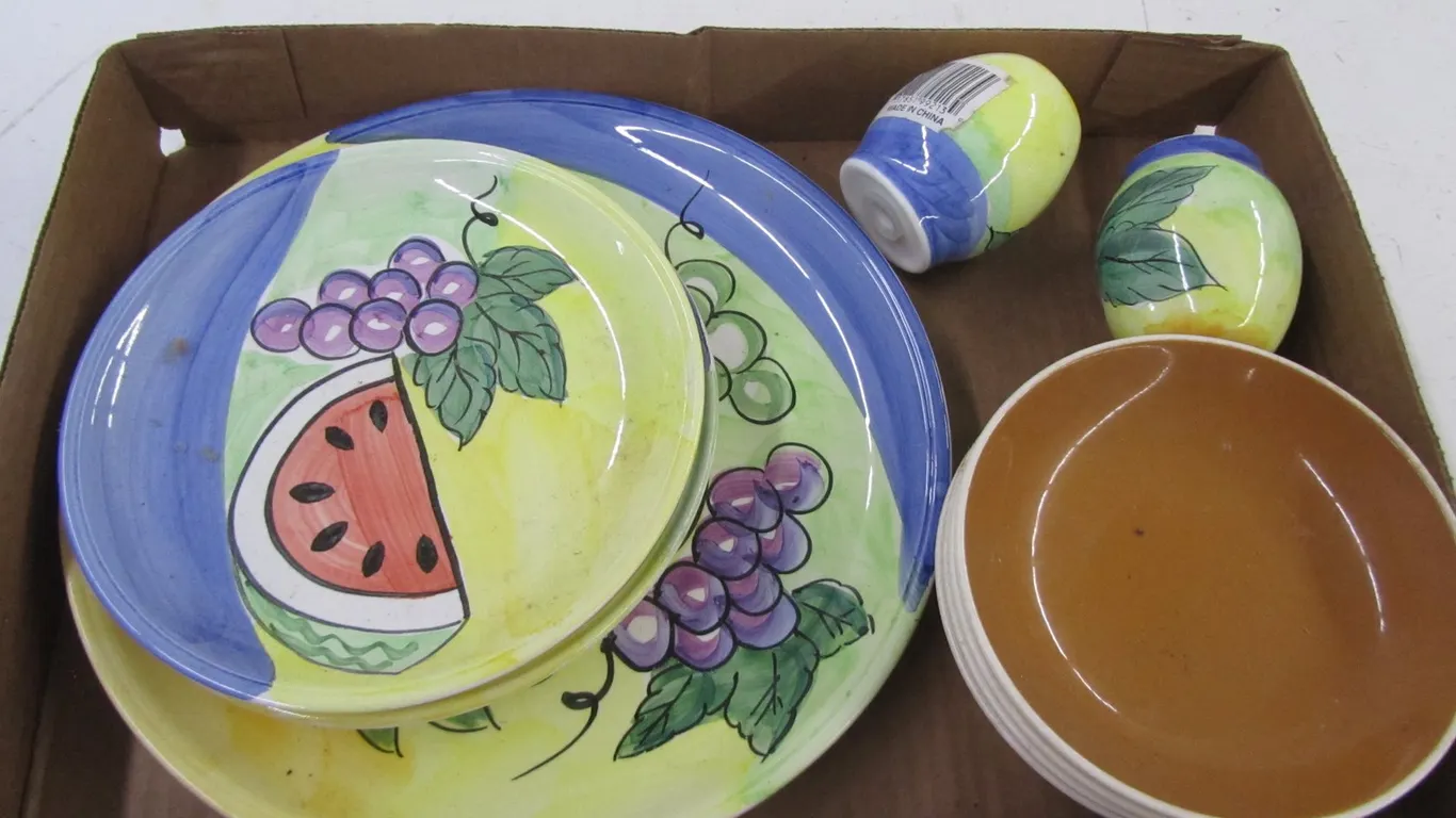 Assorted Dishware