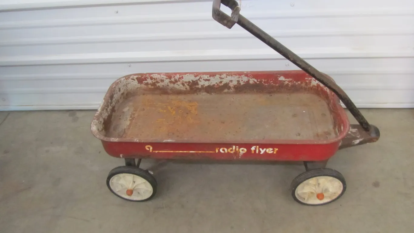 Vintage Radio Flyer 9 Wagon