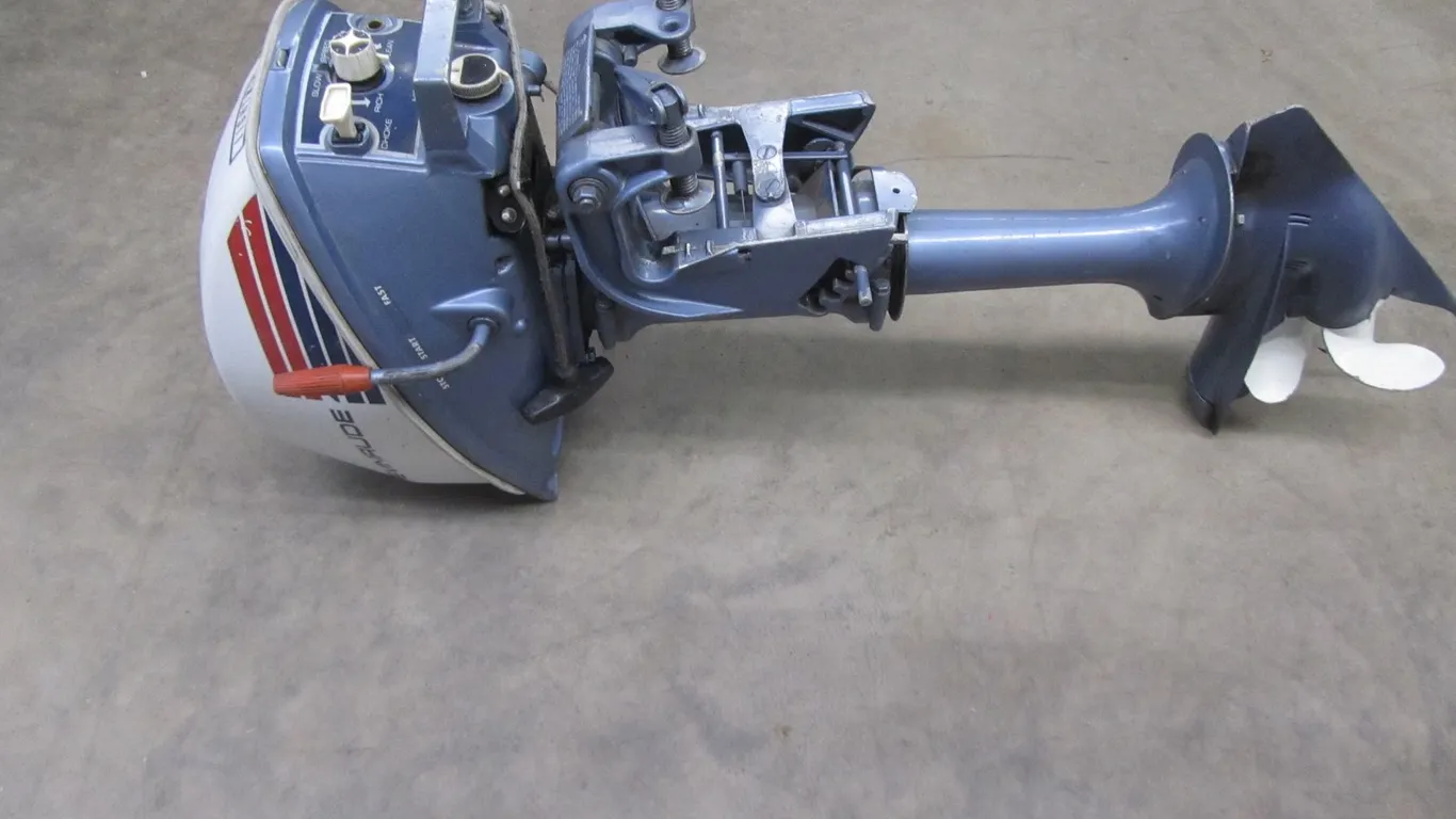 Evinrude 4 Lightwin Outboard Motor