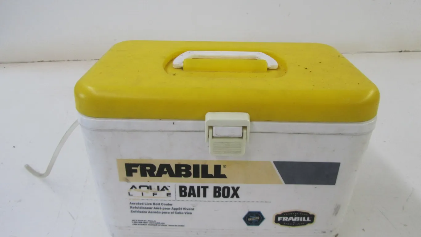Frabill Aqua Life Bait Box