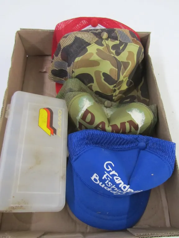 (4) Hats And Plano 3510 Tackle Box