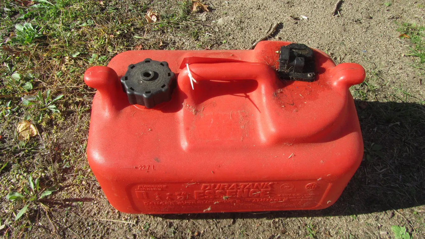 Evinrude Johnson Marine Gas Tank