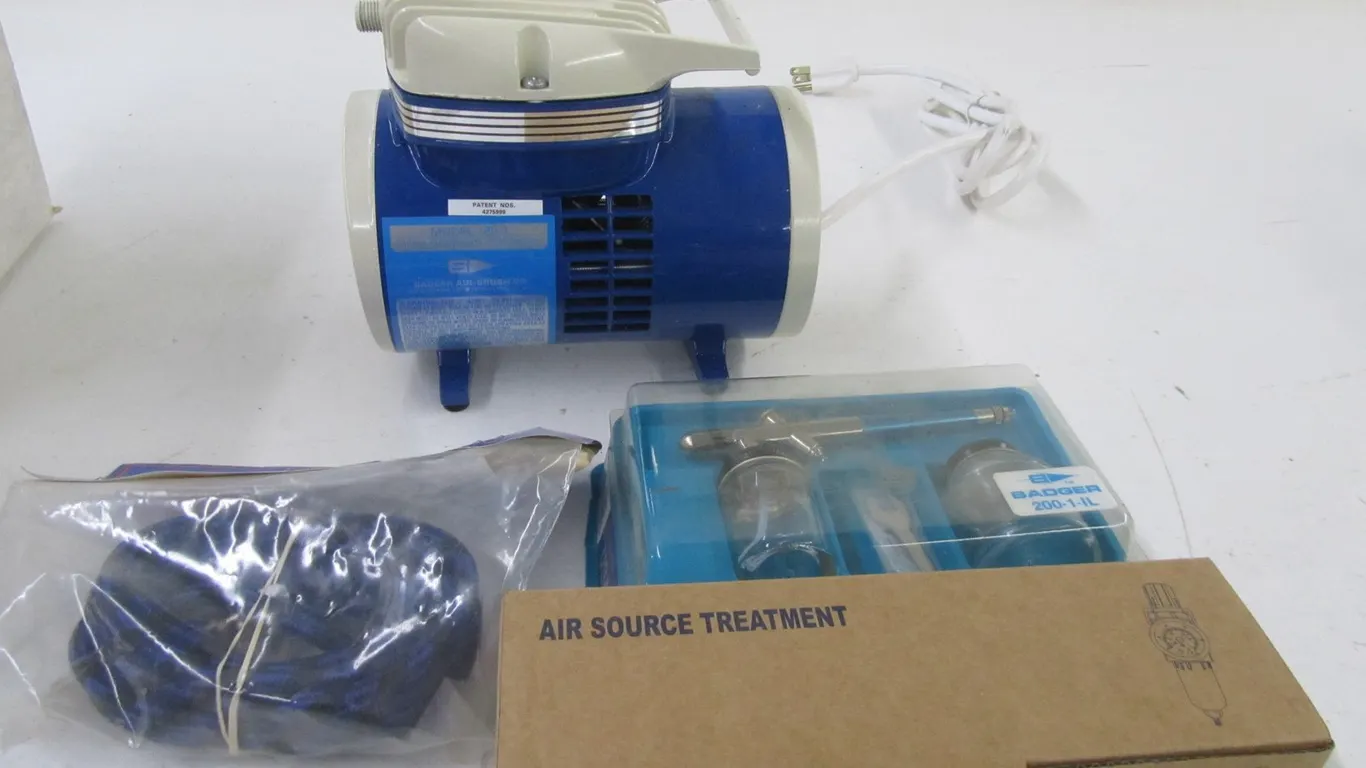 Badger Air Bursh w/Accessories