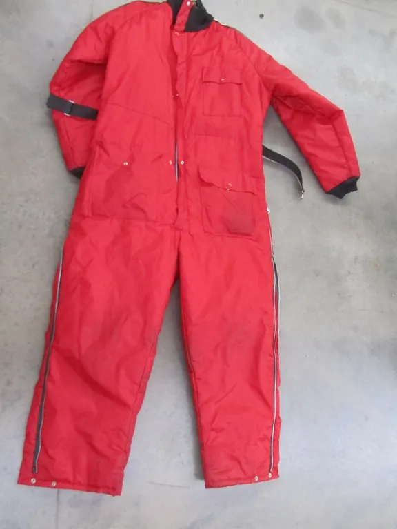 Western Field Winter Action Suit