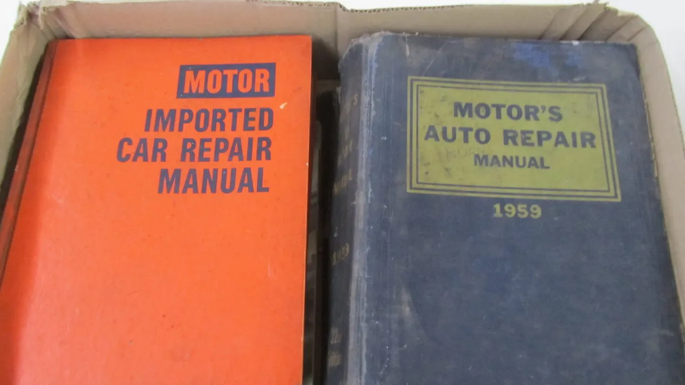 (3) Vintage Motor's Auto Repair Manuals