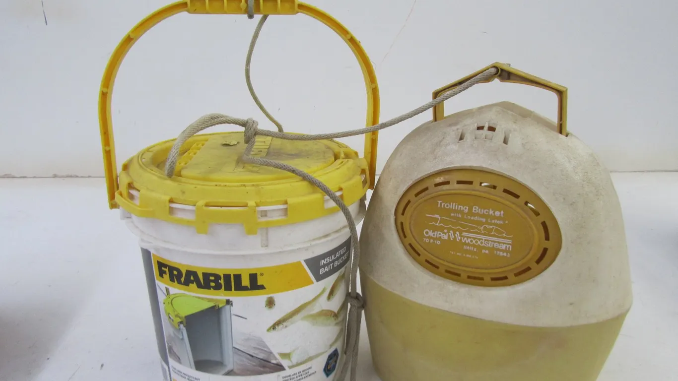 Vintage Old Pal Woodstream Trolling Bucket And Frabill Insulated Bait Bucket