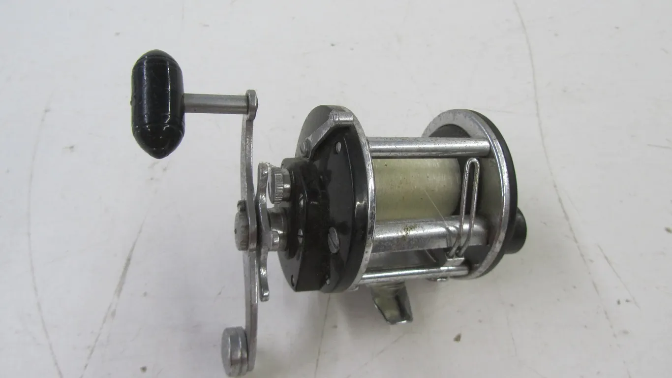 Penn 10 Bait Caster