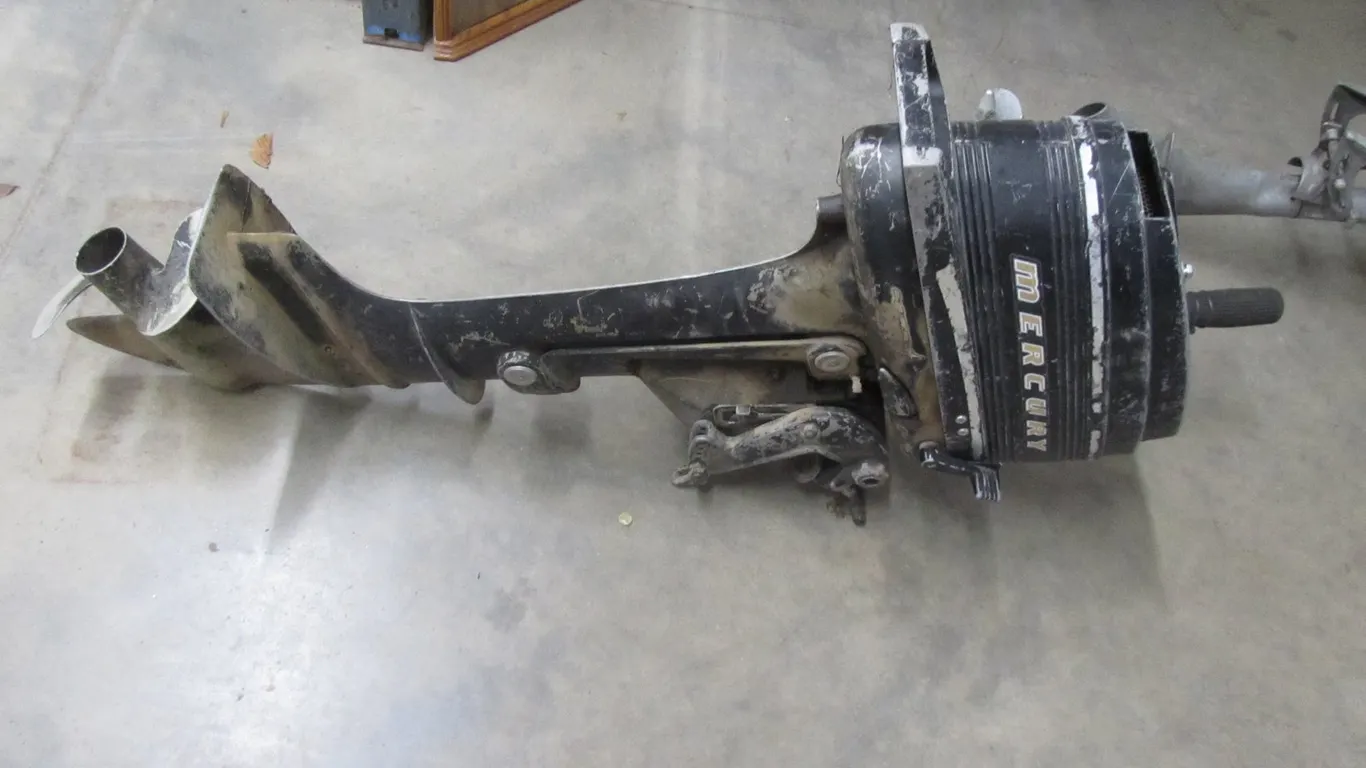 Mercury Outboard Motor