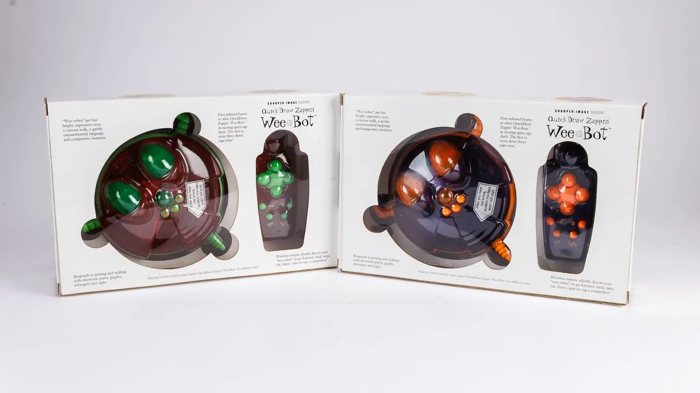 Sharper Image Quick Draw Zappin’ Wee-Bot Remote Control Toys