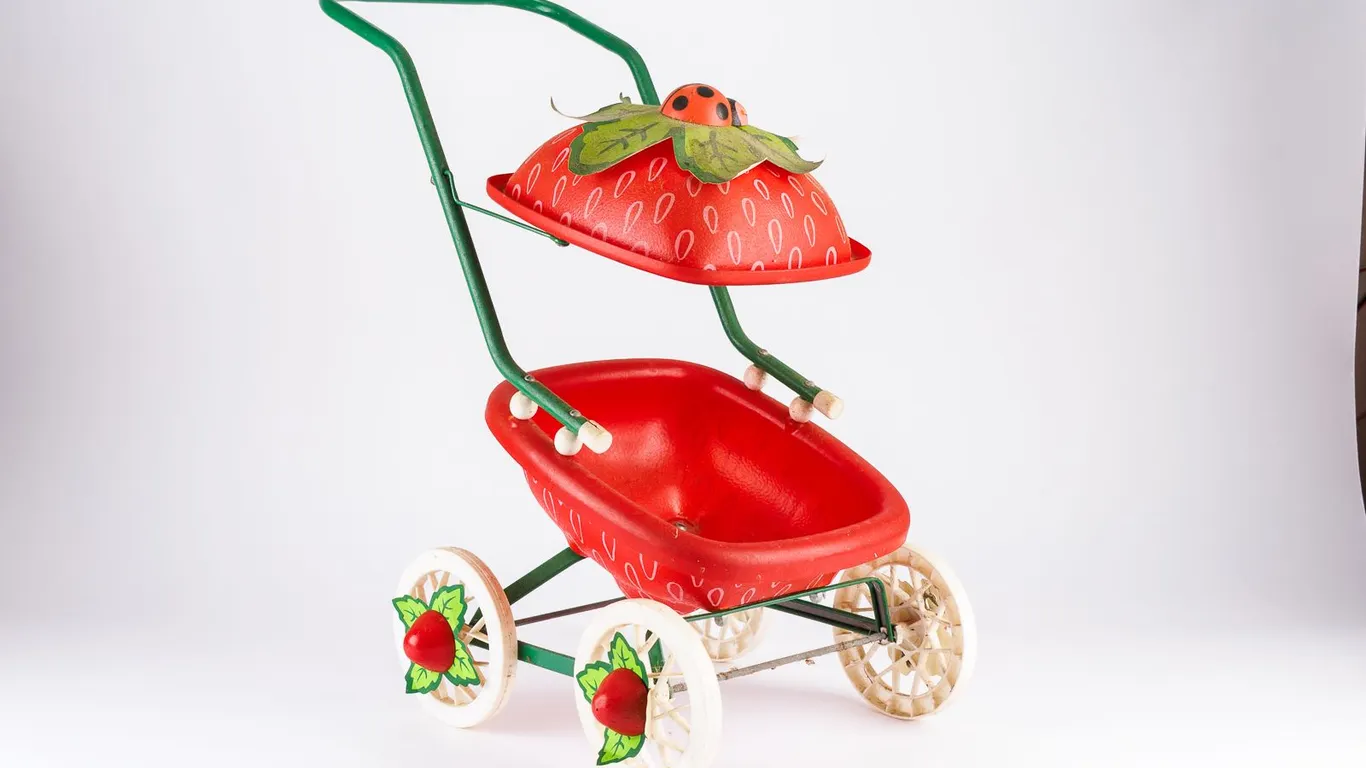 Vintage Strawberry Shortcake Toy Doll Stroller