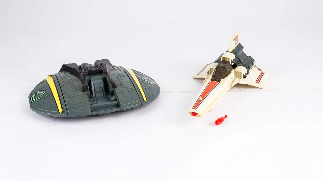 Vintage Battlestar Galactica Colonial Viper & Cylon Raider Vehicles