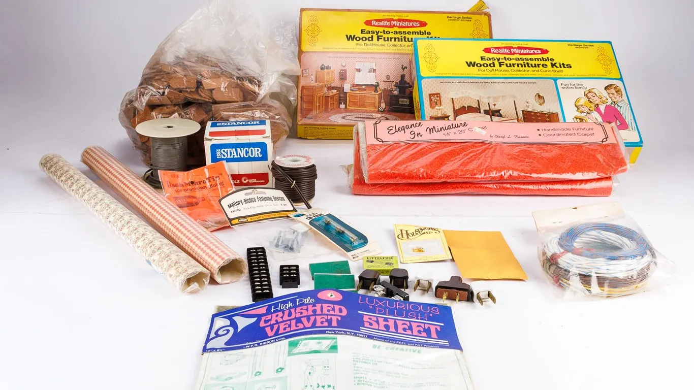 Dollhouse Parts and Pieces