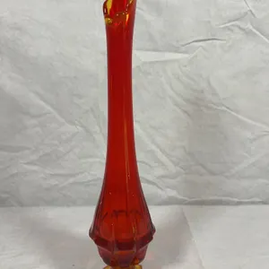 Fenton Valencia Amberina 15" Swung Vase