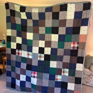VTG Knotted Comforter