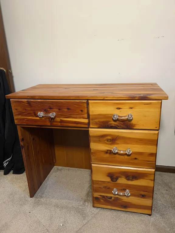 Student’s Desk